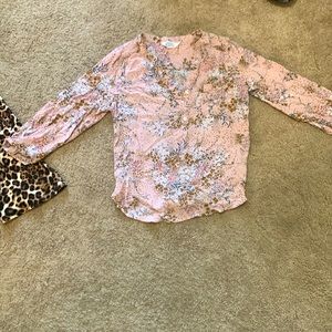 Pink floral blouse. Perfect for spring. Size M